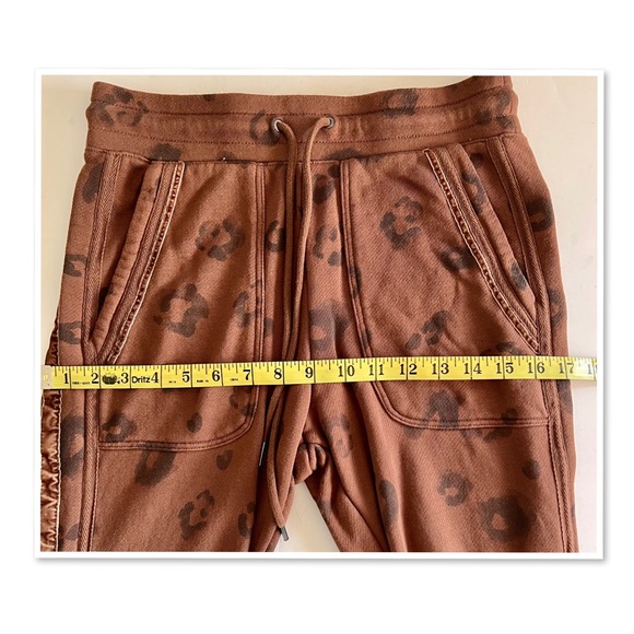 Splendid Corinna Jogger - Picture 8 of 11